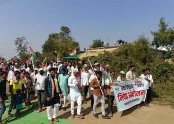 मनरेगा बचाव संग्राम अंतर्गत गडचिरोली जिल्हा काँग्रेसचे शिवणी येथे निषेध आंदोलन.