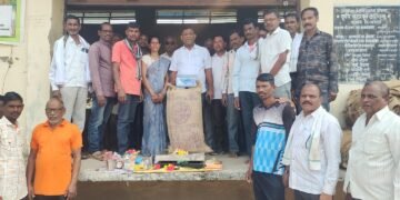 माजी जि.प.अध्यक्ष अजय कंकडालवार यांचा हस्ते इंदाराम येथे धान खरेदीला प्रारंभ.