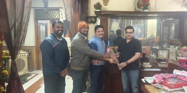 माजी मंत्री राजे अमरीशराव महाराजानी दिल्या शुभेच्छा.