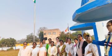 दीक्षाभूमी देसाईगंज येथे गणतंत्र दिनानिमित्त ध्वजारोहण कार्यक्रम संपन्न.