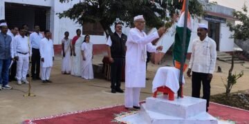 भगवंतराव महाविद्यालयात प्रजासत्ताक दिन मोठया उत्साहात साजरा*