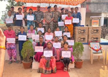 महिलांच्या स्वावलंबी व आर्थिक उन्नतीसाठी सरसावले केंद्रीय राखीव दल.