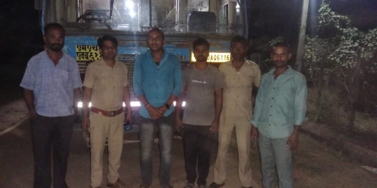 सिरोंचा तालुक्यातील टेकडा (टेकडा ताला) येथे बस सेवा सुरू.