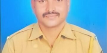 गडचिरोली -छत्तीसगड सीमेवर चकमक तीन माओवादी ठार तर एक सी -60जवान शहीद.