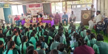 मुलगी ही कमकुवत नाही, ती सक्षम आहे आजच्या काळात शिक्षणाबरोबरच स्वसंरक्षणाचे प्रशिक्षण ही काळाची गरज.