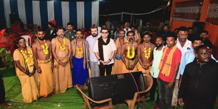 आलापल्ली येथे ‘महाशिव १२ ज्योतिर्लिंग महापडी शिवपूजा’ उत्साहात संपन्न.