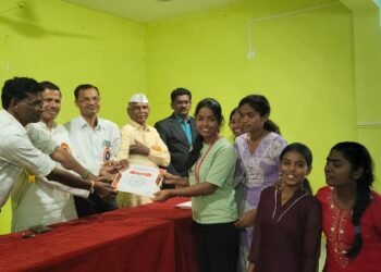 मुलचेरा येथील नेताजी सुभाषचंद्र विद्यान महाविद्यालायत वार्षिक स्नेहसंम्मेलन पारितोषिक वितरण सोहळा संपन्न.