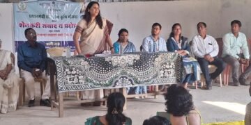 प्राजक्ता लवंगारे-वर्मा यांचेकडून विविध कृषी व पूरक व्यवसाय प्रकल्पांना भेट.