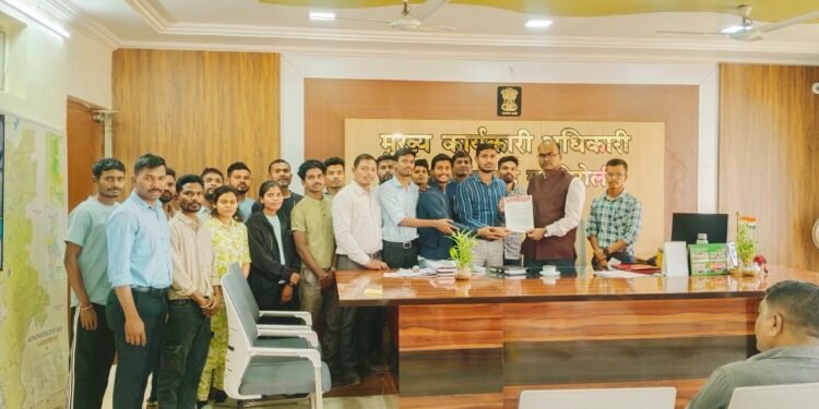 विशेष शारीरिक शिक्षक भरती प्रक्रियेला गती देण्याचे आश्वासन.