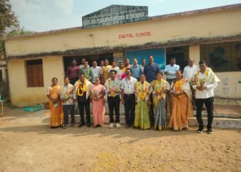 बोरी केंद्रातील सेवानिवृत्त शिक्षकांचा सत्कार व बदली झालेल्या शिक्षकांना भावपूर्ण निरोप संभारंभ.