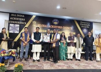 समाजसेवेचे ओढ असलेले लोकप्रिय माजी जि.प.अध्यक्ष अजयभाऊ कंकडालवार यांना डॉक्टरेट पदवी बहाल.