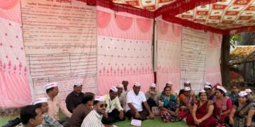 काँग्रेस नेते कंकडालवार यांची कर्मचाऱ्यांच्या बेमुदत आंदोलन मंडपाला भेट व जाहीर पाठिंबा.