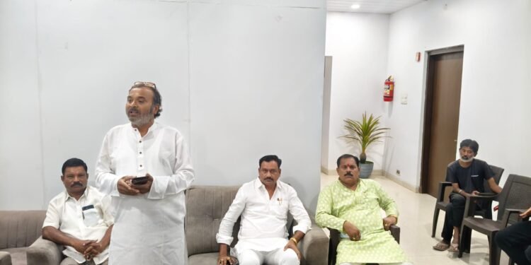 उद्या पासून राहुल गायकवाड यांचे अन्नत्याग आंदोलन 17 मार्चपासून सुरु.