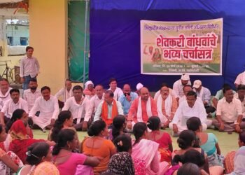 शिवणी येथे शेतकऱ्यांचे भव्य चर्चासत्र संपन्न ; सुपीक शेतजमिनी अधिग्रहित होऊ देणार नाही – शेतकऱ्यांचा एकमताने निर्णय.