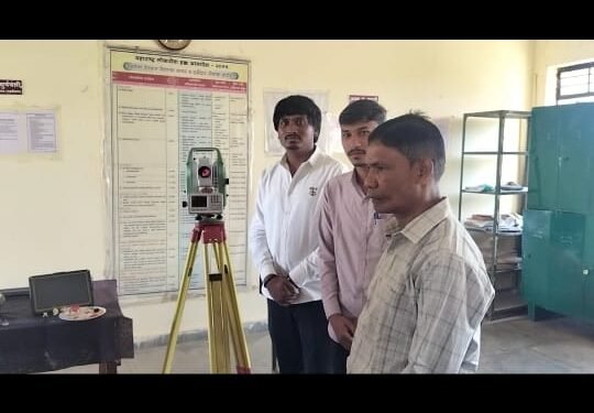 कर्नल विल्यम लँबटन यांच्या कार्याचा गौरव — शाळेत माहितीफलकाद्वारे विद्यार्थ्यांना मार्गदर्शन