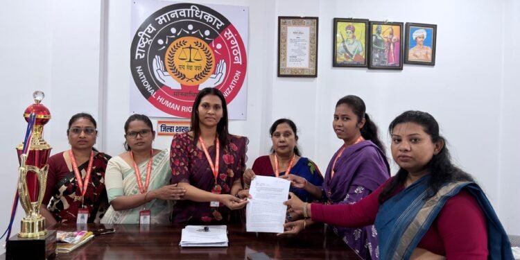 गडचिरोली जिल्हा आरोग्य अधिकारी डॉ. प्रताप शिंदे यांच्यावर कारवाईची मागणी;