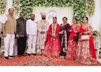 नागपूर येथे निखारे परिवाराच्या विवाह सोहळ्यात शाहीन भाभी हकीम याची उपस्थिती.