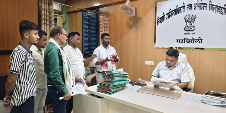 गाण्यावर बंदी नाही, तर गुन्हा नोंद कसा? “हिडमा” गाण्यावर नृत्य,करणाऱ्या  विद्यार्थ्यावर गुन्हे प्रकरणी आजाद समाज पार्टी तर्फे निवेदन.