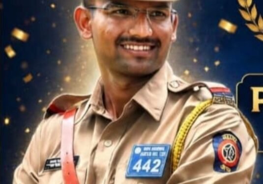 राजाराम (खां)पोलिस उप निरीक्षक आंनद आवारे यांना उल्लेखनीय पदक जाहीर.