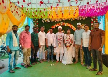 गरकापेठा येथील रामटेके यांच्या लग्न सोहळयाला राष्ट्रवादी काँग्रेस कार्यकारी जिल्हाध्यक्ष बानय्या जनगाम यांच्या उपस्थित.