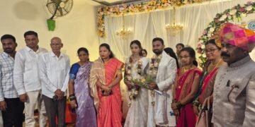 ऍड.पंकज  संग ऍड.मृणाली यांचा विवाह सोहळा मोठया उत्साहात साजरा.